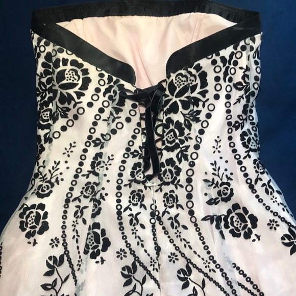 Strapless Morgan & Co. Dress - Picture 3 of 4